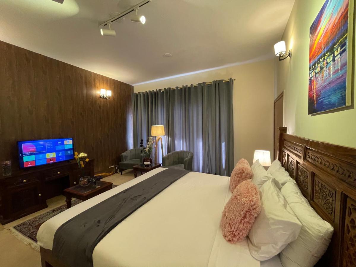 The Life Style Lodges Opp Centaurus Mall İslamabad Dış mekan fotoğraf